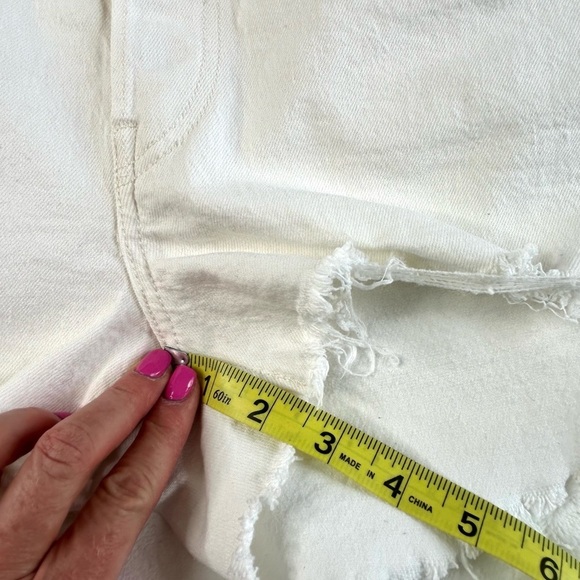 Levi's 501 High Waist Button Fly Cut Off Denim Shorts Waist 32 White Cream - Picture 16 of 16